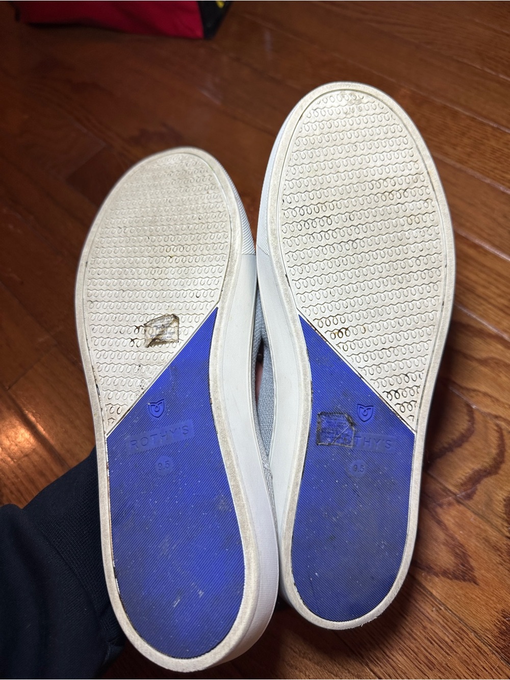 ROTHYS The original slip-on Sneakers- 9.5 - Picture 3 of 6